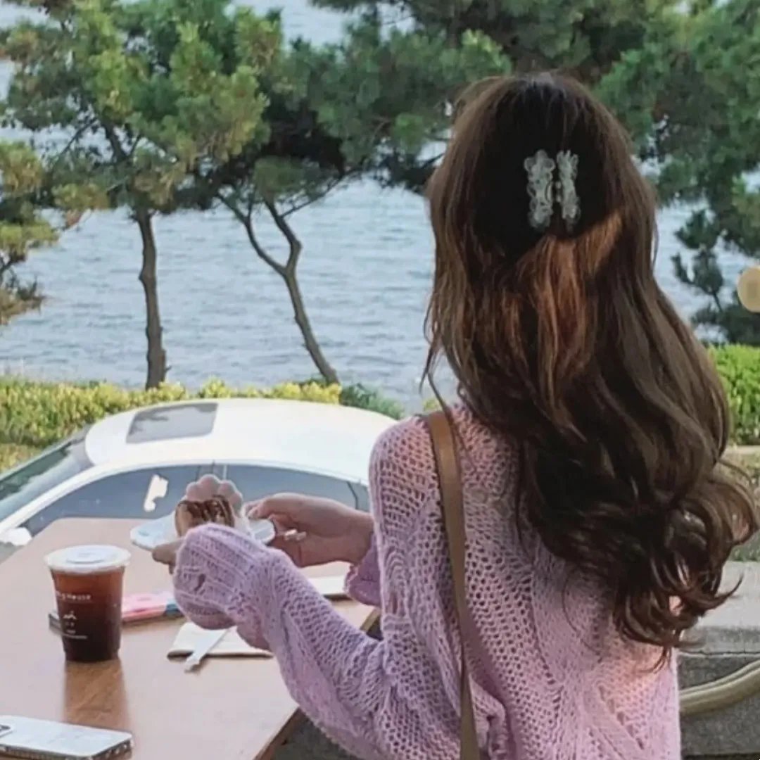 夜晚游玩生活